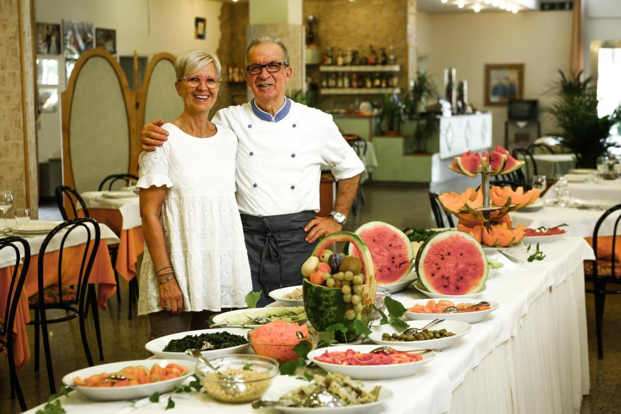Hotel Garden B&B Marotta Zewnętrze zdjęcie