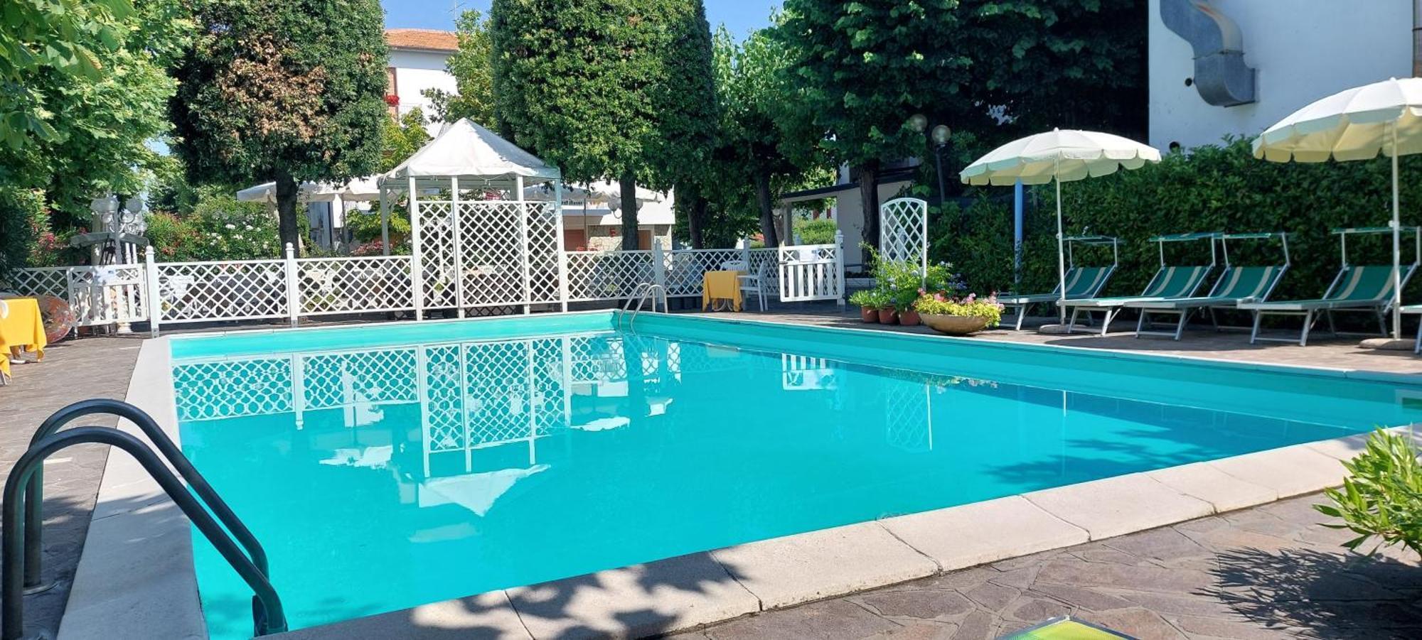 Hotel Garden B&B Marotta Zewnętrze zdjęcie