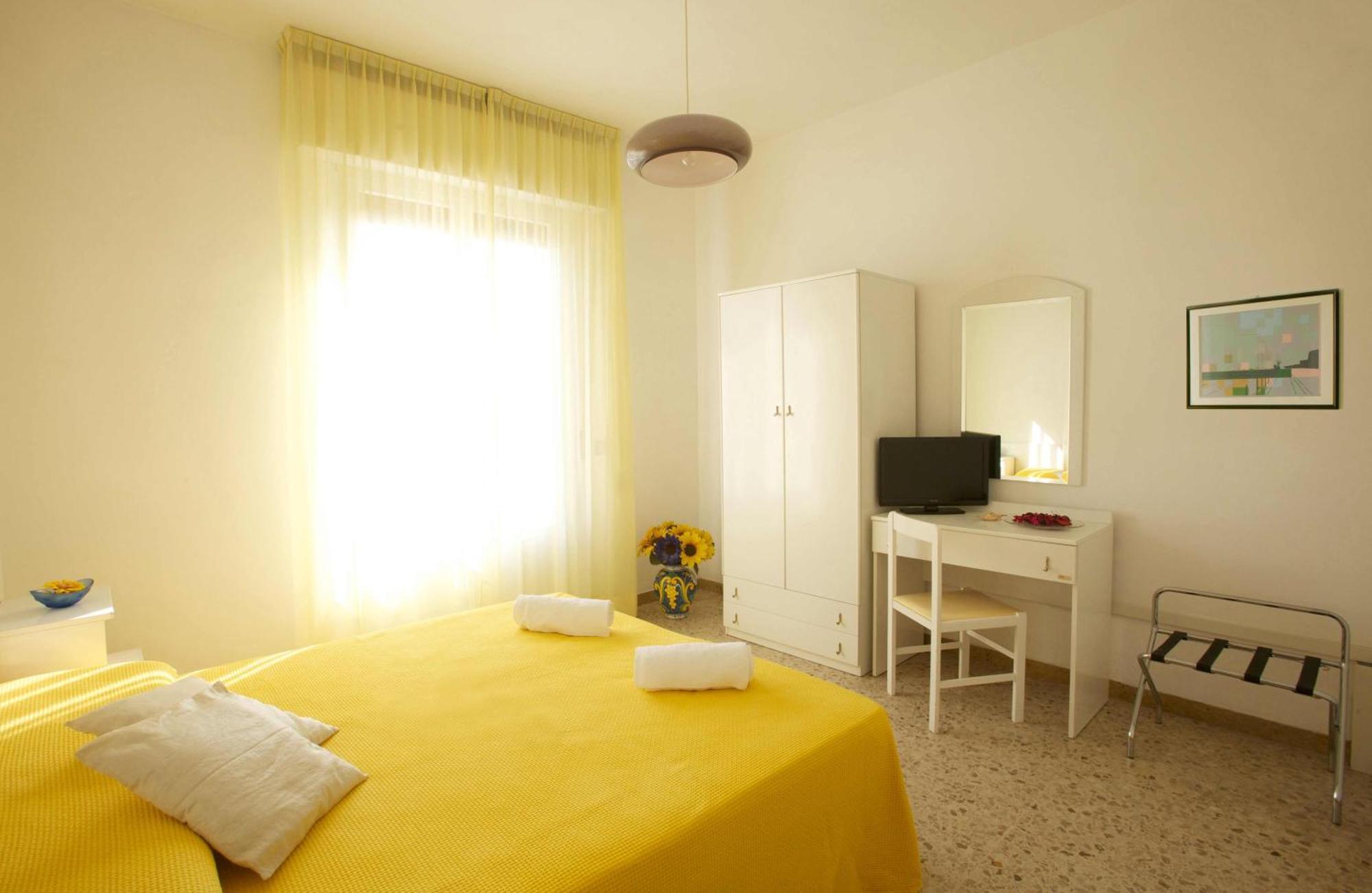 Hotel Garden B&B Marotta Zewnętrze zdjęcie